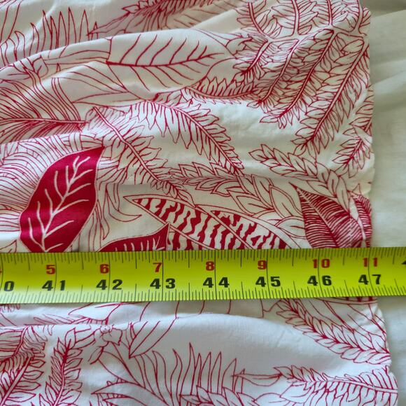 Khush Floral Tiered Midi Dress Size L White Red V-neck Boho Cottage Resort - Picture 12 of 12